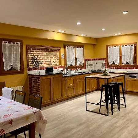 Apartment La Maison Des Apprentis Sorciers Sejour Enchanteur Villez-sur-le-Neubourg
