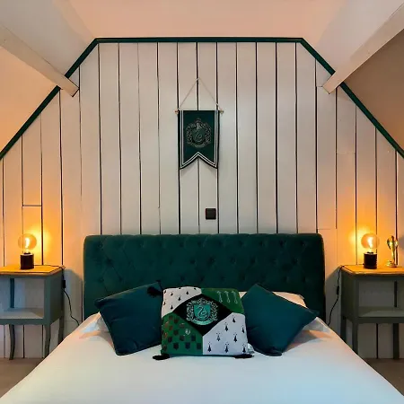 La Maison Des Apprentis Sorciers Sejour Enchanteur